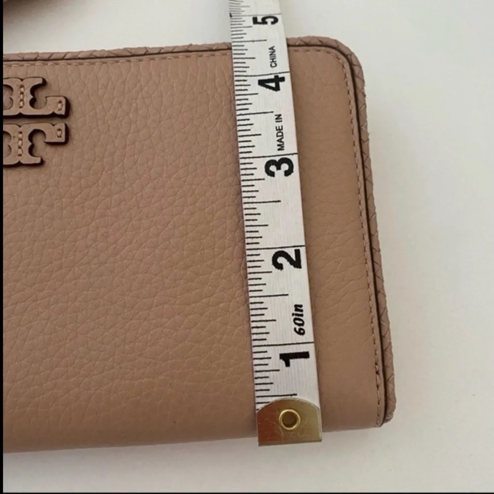 Tory Burch Tan Nude Saddle Leather Zip Around Accordion Wallet